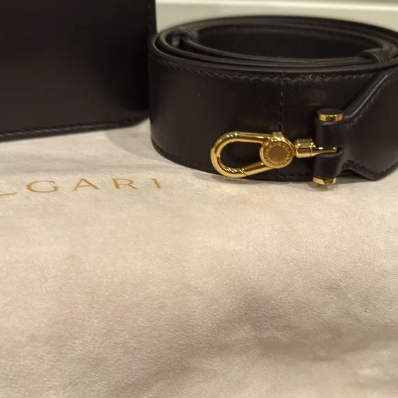 NEW BVLGARI FOREVER TOP MAXI TWO WAY with Crossbody strap and COA and dust bag - Picture 4 of 8
